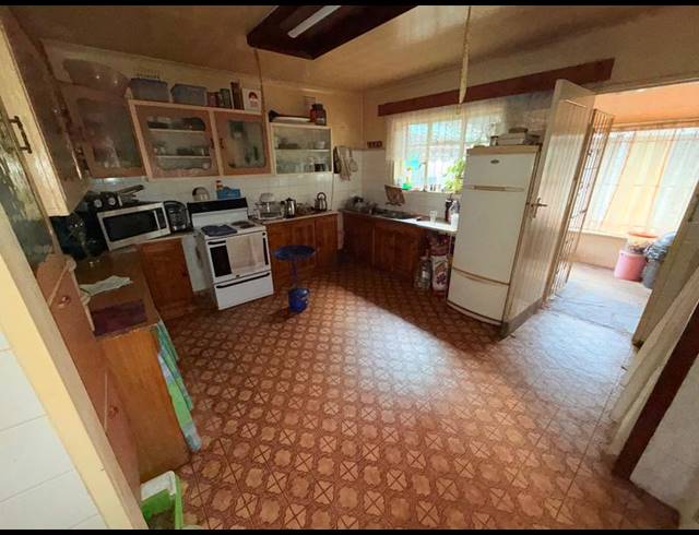 4 BEDROOM HOUSE FOR SALE IN VANDERBIJLPARK CW 1